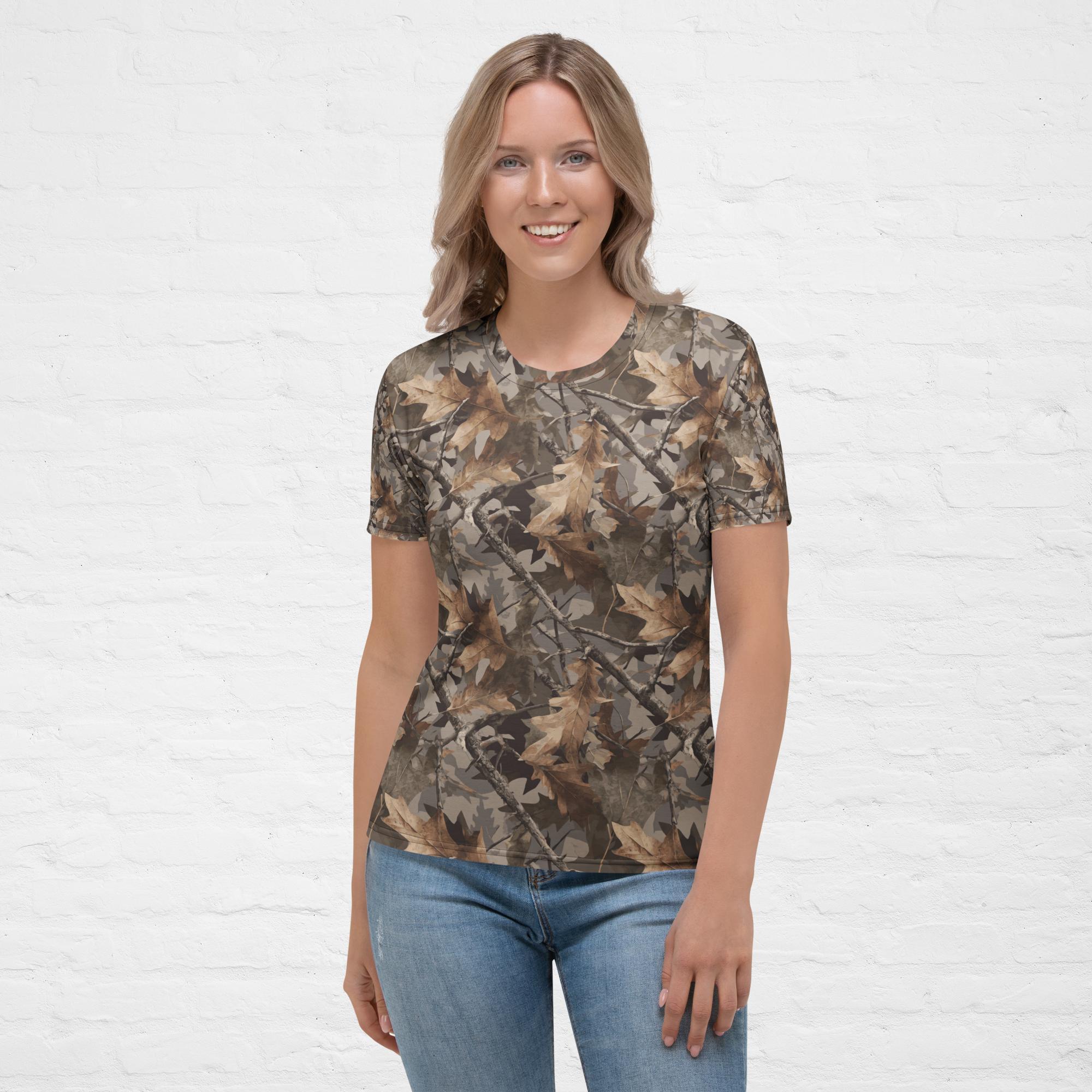 Invisiflage™ DarkenOak Camouflage — Women’s Tee